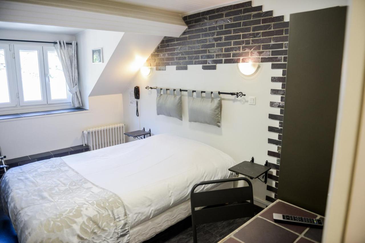 Logis Le Saint Hubert Hotel Haybes Luaran gambar