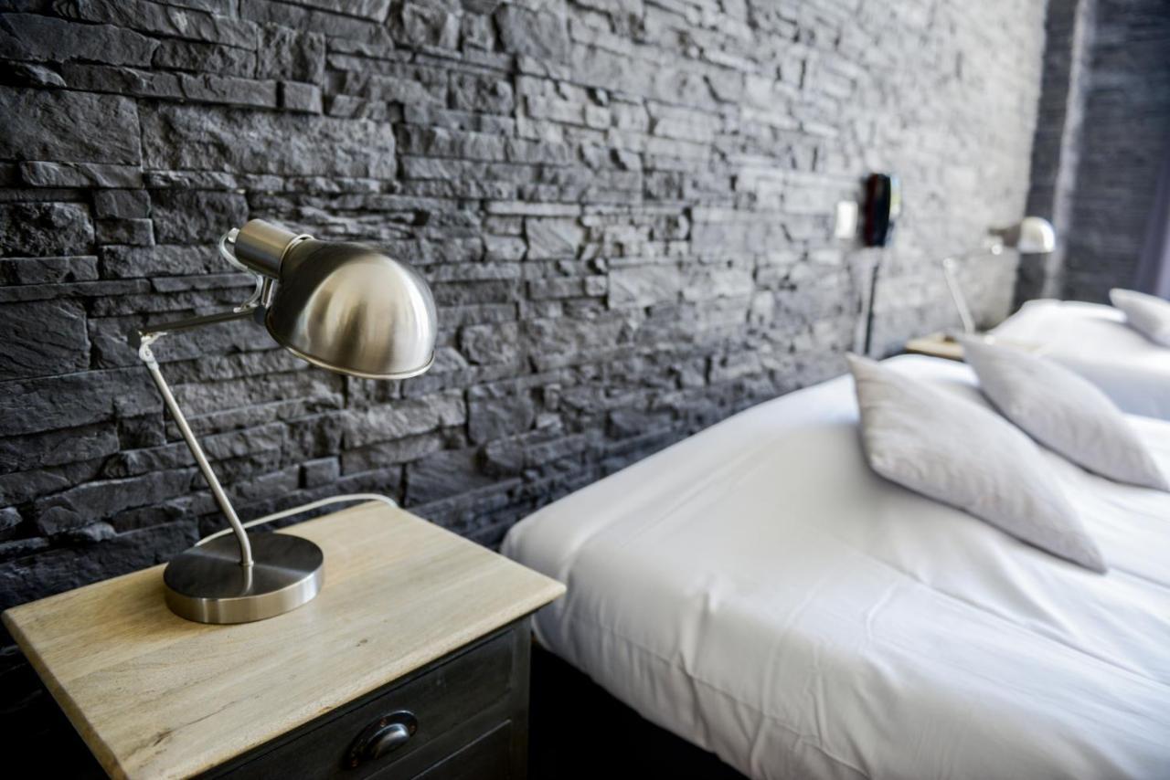 Logis Le Saint Hubert Hotel Haybes Luaran gambar