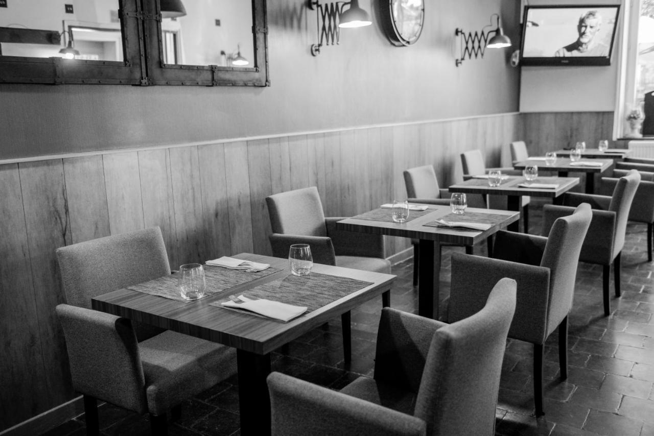 Logis Le Saint Hubert Hotel Haybes Luaran gambar